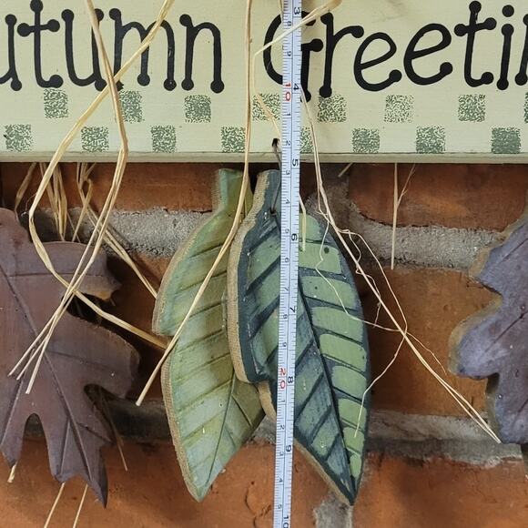 Rustic Autumn Greetings Wall Sign – Fall Leaves, Acorns & Raffia Decor Farmhouse - Picture 4 of 4